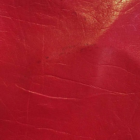 Red and white clutch - Picture 3 of 3